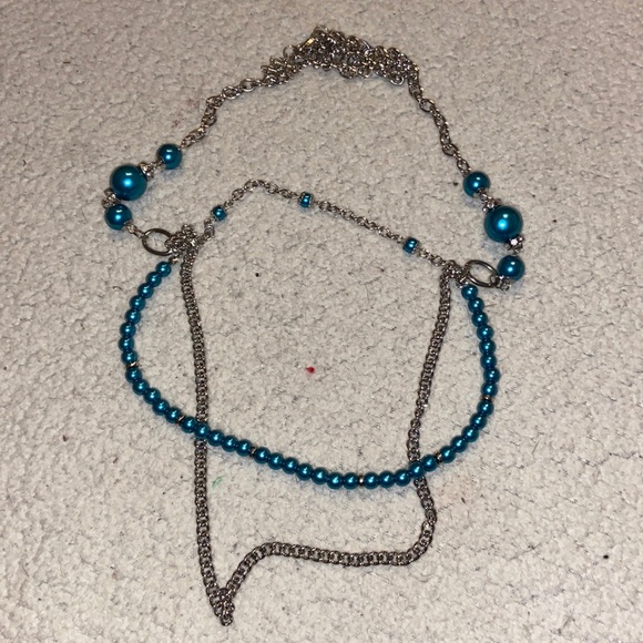 Paparazzi blue and sliver necklace